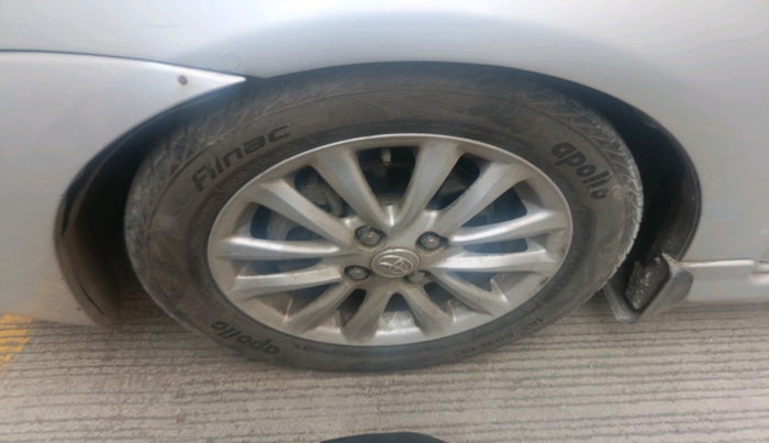 2013 Toyota Etios VX, Petrol, Manual, 94,575 km, tyre