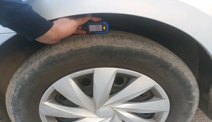 2022 Skoda SLAVIA ACTIVE 1.0L TSI MT, Petrol, Manual, 37,331 km, tyre