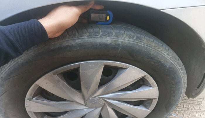 2022 Skoda SLAVIA ACTIVE 1.0L TSI MT, Petrol, Manual, 37,331 km, tyre