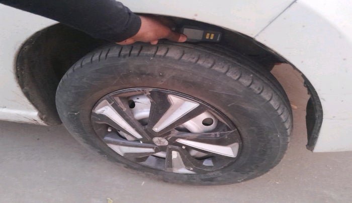 2010 Maruti A Star VXI, Petrol, Manual, 1,51,075 km, tyre