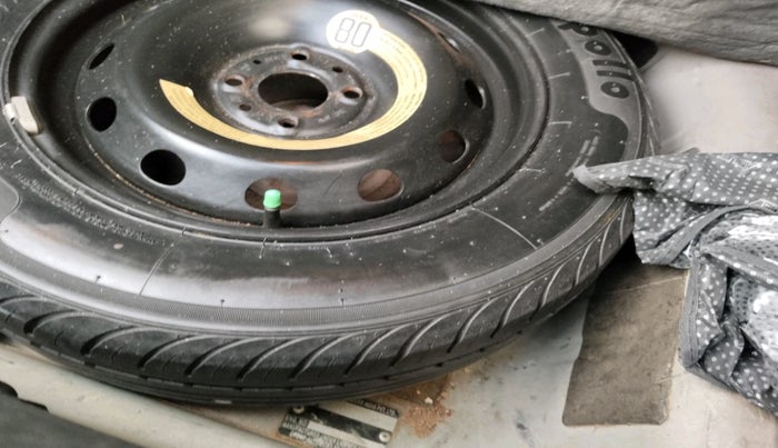 2013 Fiat Linea EMOTION 1.3, Diesel, Manual, 1,57,076 km, tyre