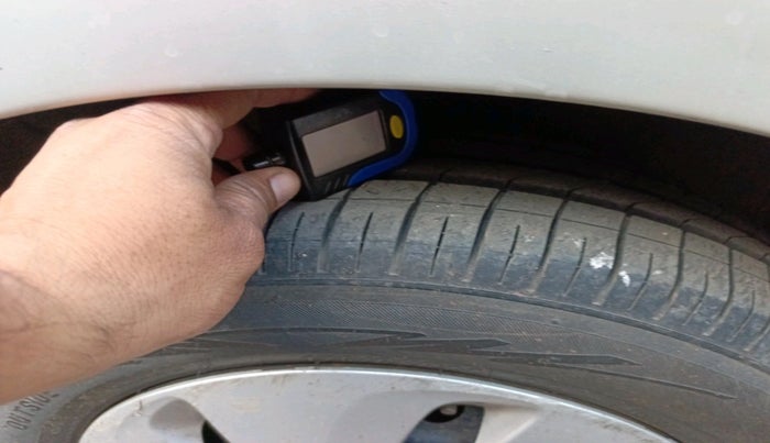 2017 Maruti Celerio ZXI AMT, Petrol, Automatic, 57,340 km, tyre