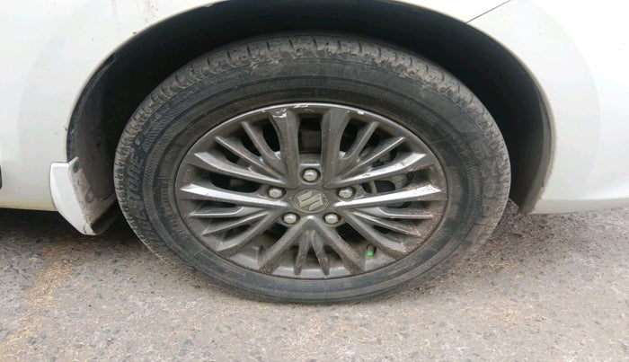 2021 Maruti Ertiga ZXI+ SHVS, Petrol, Manual, 29,549 km, tyre