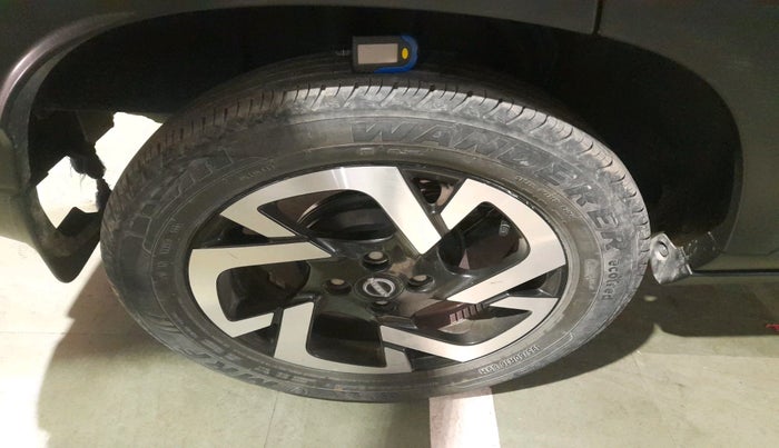 2024 Nissan MAGNITE XV MT, Petrol, Manual, 34,000 km, tyre