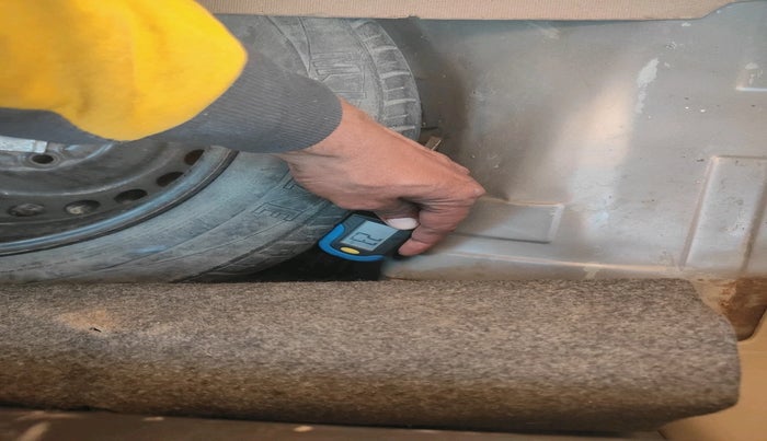 2013 Honda Brio V MT, Petrol, Manual, 74,133 km, tyre