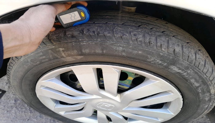 2014 Honda City 1.5L I-DTEC SV, Diesel, Manual, 1,70,742 km, tyre