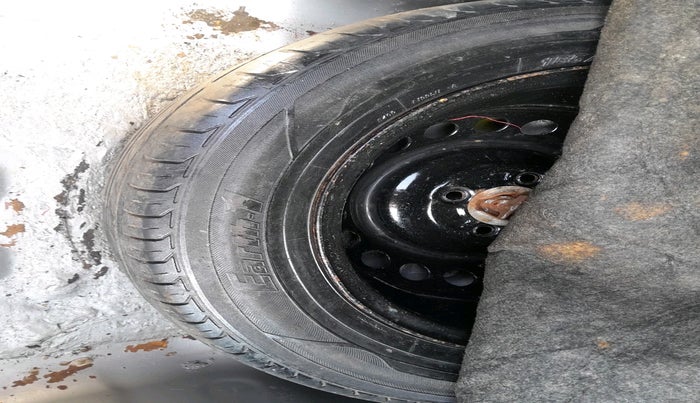 2014 Honda City 1.5L I-DTEC SV, Diesel, Manual, 1,70,742 km, tyre