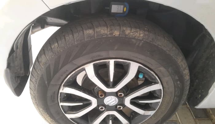 2022 Maruti Swift VXI, Petrol, Manual, 75,278 km, tyre