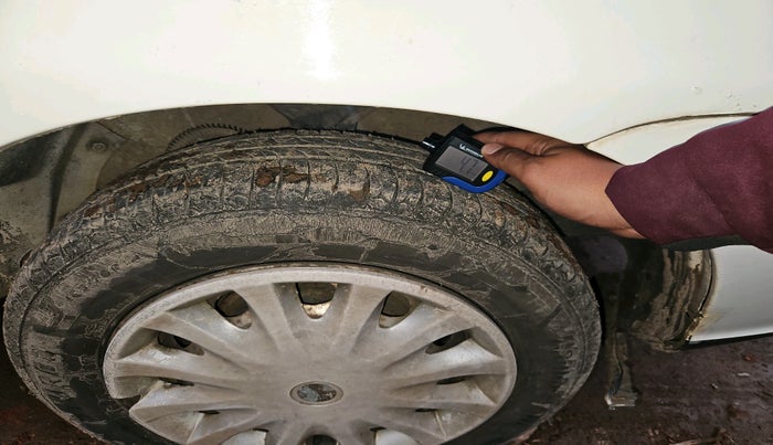 2014 Tata Indigo ECS LX TDI, Diesel, Manual, 1,60,888 km, tyre