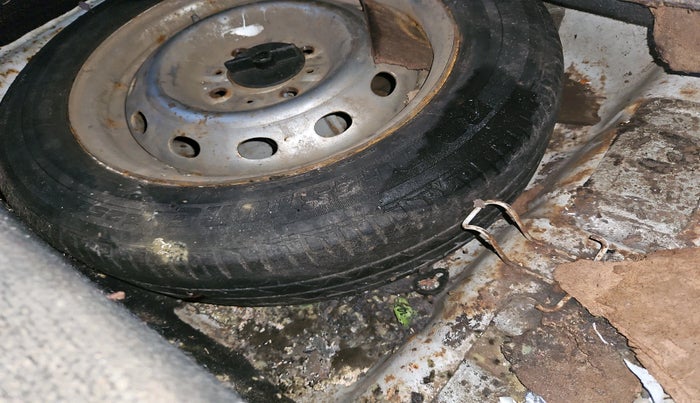 2014 Tata Indigo ECS LX TDI, Diesel, Manual, 1,60,888 km, tyre