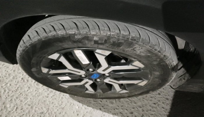 2024 Hyundai EXTER SX(O), Petrol, Manual, 17,409 km, tyre