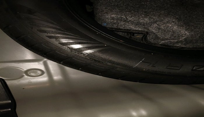 2024 Hyundai EXTER SX(O), Petrol, Manual, 17,409 km, tyre