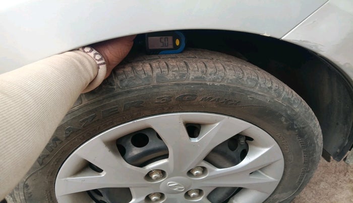 2016 Hyundai Grand i10 SPORTZ 1.2 KAPPA VTVT, Petrol, Manual, 7,693 km, tyre