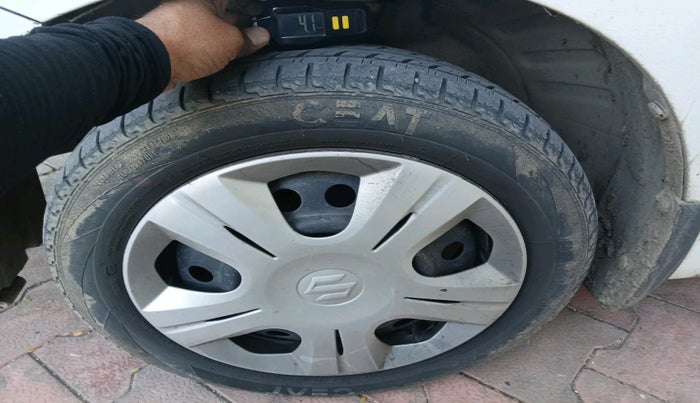 2016 Maruti Wagon R 1.0 VXI, Petrol, Manual, 1,36,741 km, tyre