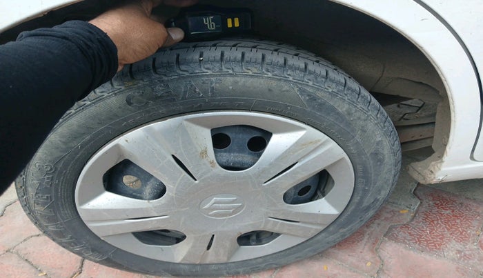 2016 Maruti Wagon R 1.0 VXI, Petrol, Manual, 1,36,741 km, tyre