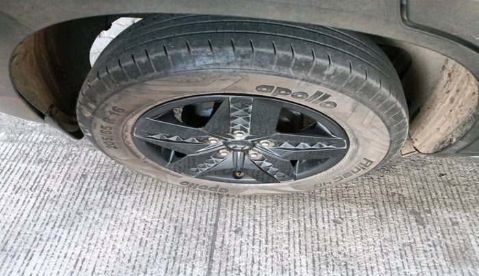 2021 Hyundai Creta S 1.5 PETROL, Petrol, Manual, 49,430 km, tyre