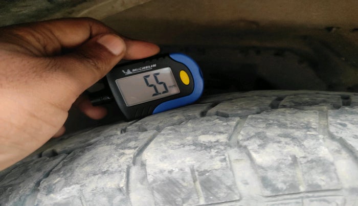 2017 Tata Hexa XM 4X2 7 STR, Diesel, Manual, 1,06,622 km, tyre