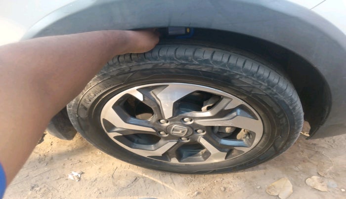 2016 Honda BR-V 1.5L I-VTEC V, Petrol, Manual, 92,933 km, tyre