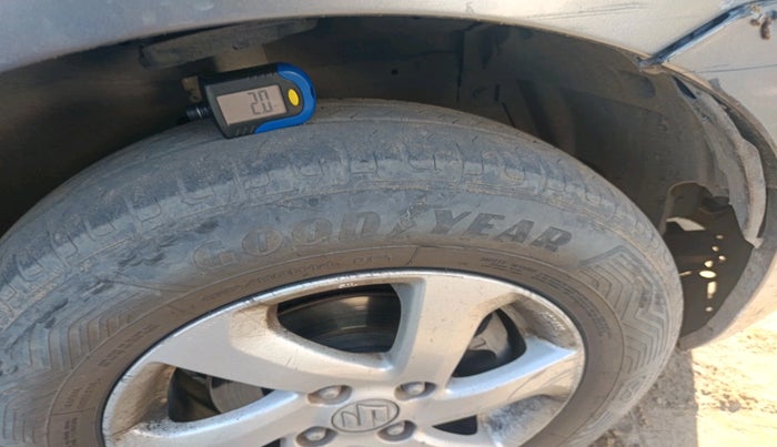 2017 Maruti Swift LDI, Diesel, Manual, 1,94,751 km, tyre