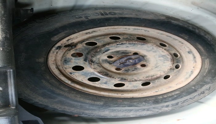 2018 Maruti Swift VXI, Petrol, Manual, 54,591 km, tyre