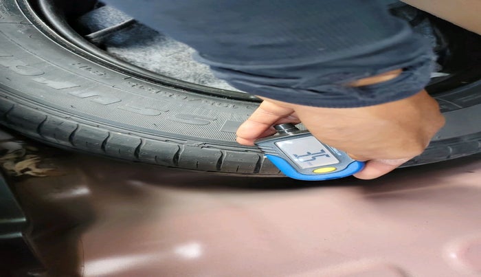 2020 KIA SONET HTX 1.0 IMT, Petrol, Manual, 35,978 km, tyre