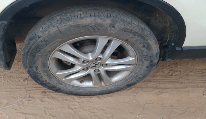 2012 Honda CRV 2.4L 2WD AT, Petrol, Automatic, 1,64,470 km, tyre