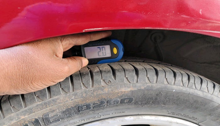 2014 Hyundai Xcent S (O) 1.2, Petrol, Manual, 1,11,940 km, tyre