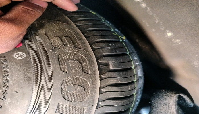 2017 Maruti Dzire ZXI AMT, Petrol, Automatic, 1,18,534 km, tyre