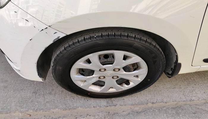 2016 Hyundai Grand i10 SPORTZ 1.2 KAPPA VTVT, Petrol, Manual, 86,277 km, tyre