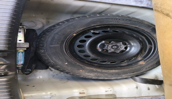 2016 Hyundai Grand i10 SPORTZ 1.2 KAPPA VTVT, Petrol, Manual, 86,277 km, tyre