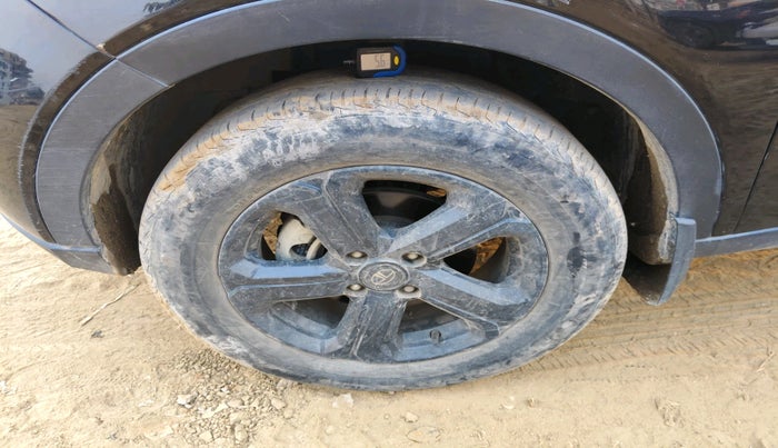 2021 Tata NEXON XZ PLUS PETROL DARK EDITION, Petrol, Manual, 40,688 km, tyre