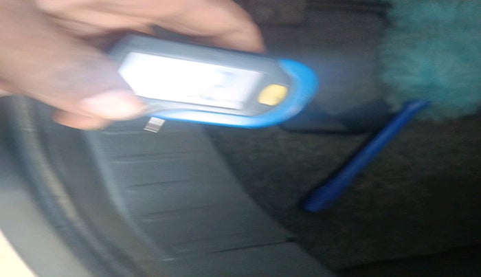 2012 Maruti Wagon R 1.0 LXI, Petrol, Manual, 50,826 km, tyre