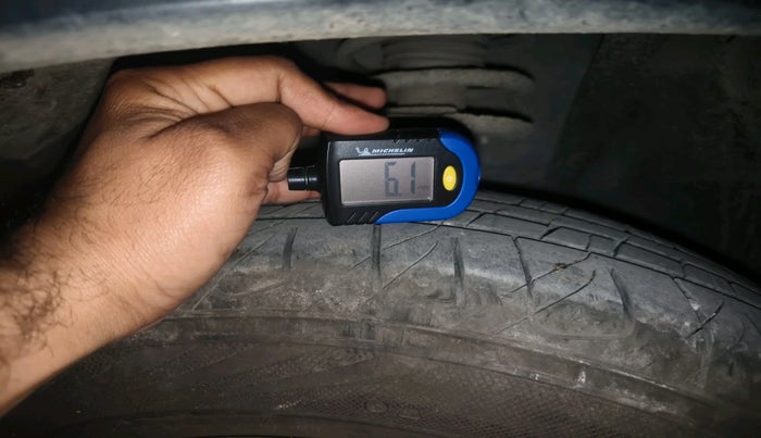 2017 Maruti Vitara Brezza VDI, Diesel, Manual, 91,020 km, tyre