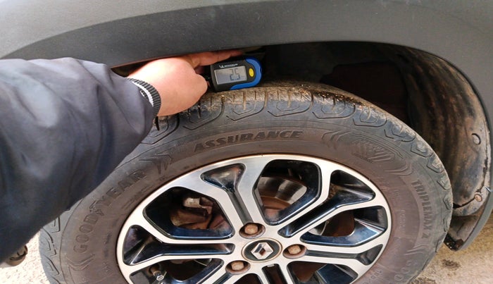 2019 Renault Kwid RXT 1.0 AMT (O), Petrol, Automatic, 49,722 km, tyre