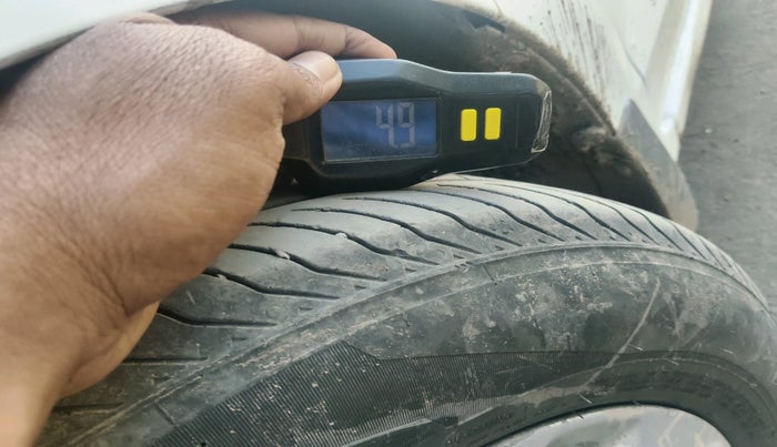 2015 Ford Figo Aspire TITANIUM1.5 DIESEL, Diesel, Manual, 1,88,442 km, tyre