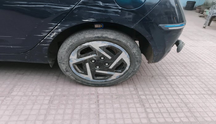 2023 Hyundai GRAND I10 NIOS SPORTZ 1.2 KAPPA VTVT CNG, Petrol, Manual, 67,358 km, tyre