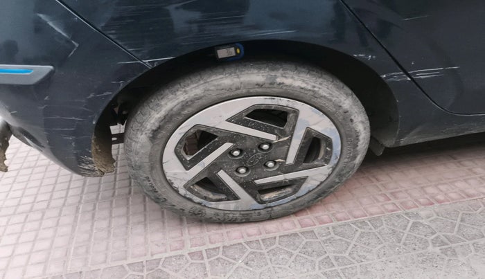 2023 Hyundai GRAND I10 NIOS SPORTZ 1.2 KAPPA VTVT CNG, Petrol, Manual, 67,358 km, tyre