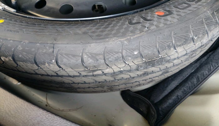 2024 Maruti Grand Vitara SIGMA SMART HYBRID, Petrol, Manual, 40,592 km, tyre