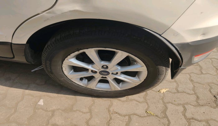 2018 Ford Ecosport TITANIUM 1.5L DIESEL, Diesel, Manual, 1,12,667 km, tyre