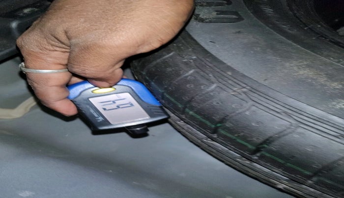 2020 Hyundai VENUE SX 1.0 (O) TURBO, Petrol, Manual, 47,741 km, tyre