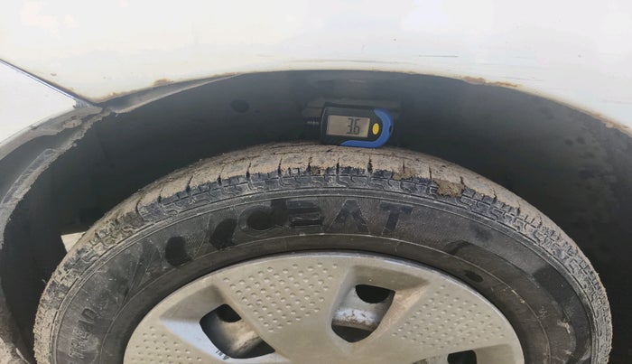 2013 Maruti Wagon R 1.0 LXI, Petrol, Manual, 1,57,692 km, tyre