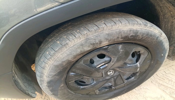 2024 Tata PUNCH PURE MT, Petrol, Manual, 15,689 km, tyre