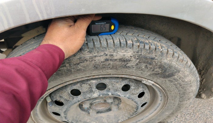 2012 Maruti Swift Dzire VXI, Petrol, Manual, 91,745 km, tyre