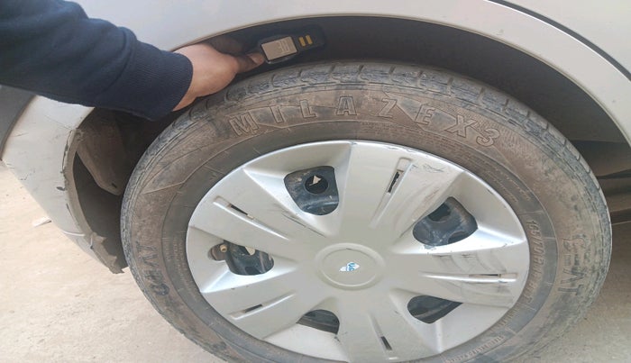 2011 Maruti Wagon R 1.0 VXI, Petrol, Manual, 1,14,884 km, tyre