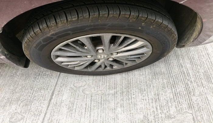 2020 Maruti Ertiga ZXI AT SHVS, Petrol, Automatic, 83,380 km, tyre