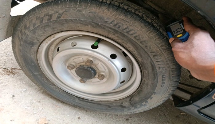 2011 Maruti Alto LXI, Petrol, Manual, 70,838 km, tyre