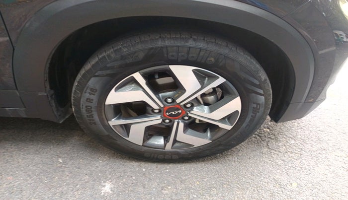 2022 KIA SONET HTX ANNIVERSARY EDITION 1.5 AT, Diesel, Automatic, 45,757 km, tyre