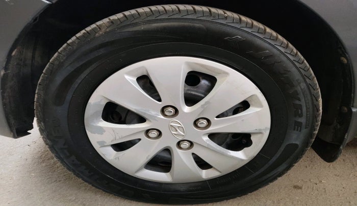 2011 Hyundai i10 MAGNA 1.2, Petrol, Manual, 60,590 km, tyre