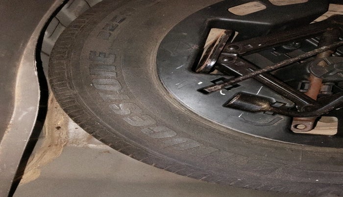 2011 Hyundai i10 MAGNA 1.2, Petrol, Manual, 60,590 km, tyre