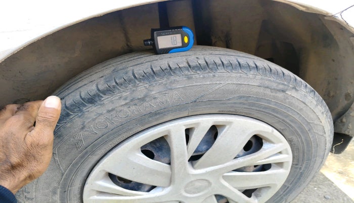 2013 Maruti Swift VDI, Diesel, Manual, 1,23,663 km, tyre